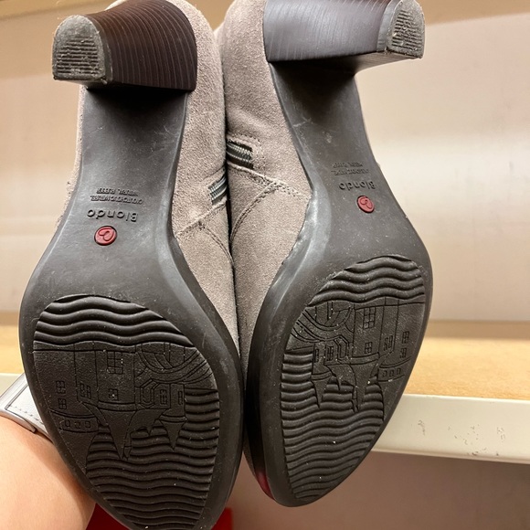 Waterproof Blondo suede dressy boot - Picture 4 of 4